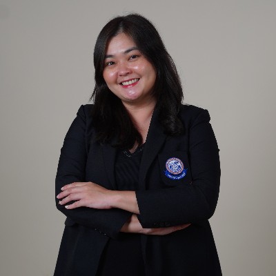 อาจารย์ภัทรียา เสรีสันติวงศ์